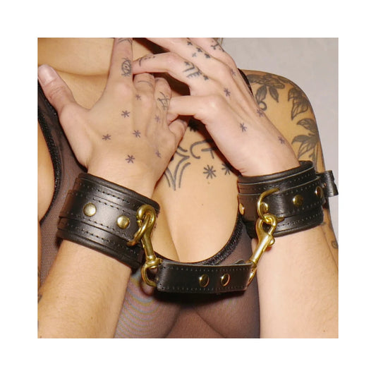Menottes en Cuir Molletonné et Attaches Gold