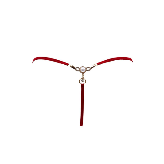 String Rouge avec Bijou Perle Strass Dorés